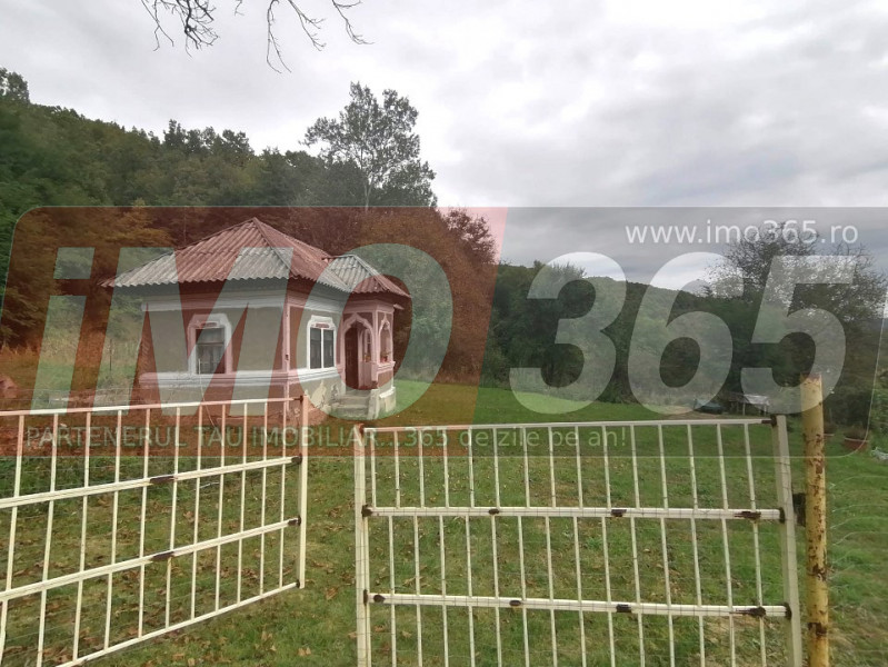 Teren Valea Ursului - casa locuibila | 900mp | intravilan | priveliste deosebita