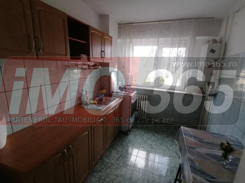 Apartament 3 camere Prundu etaj 4/7 decomandat