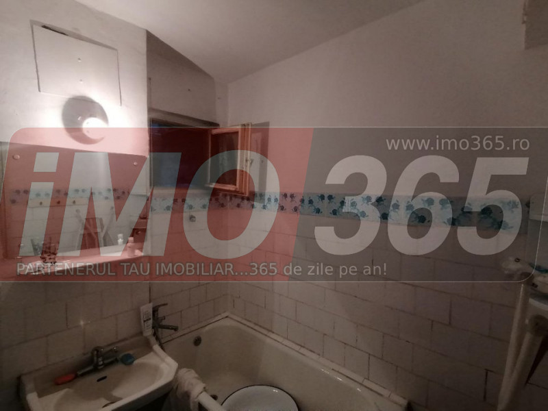 Apartament 3 camere Prundu etaj 4/7 decomandat