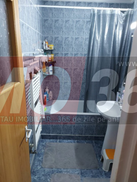 Apartament 3 Camere Decomandat Renovat Gavana 3 etaj 1