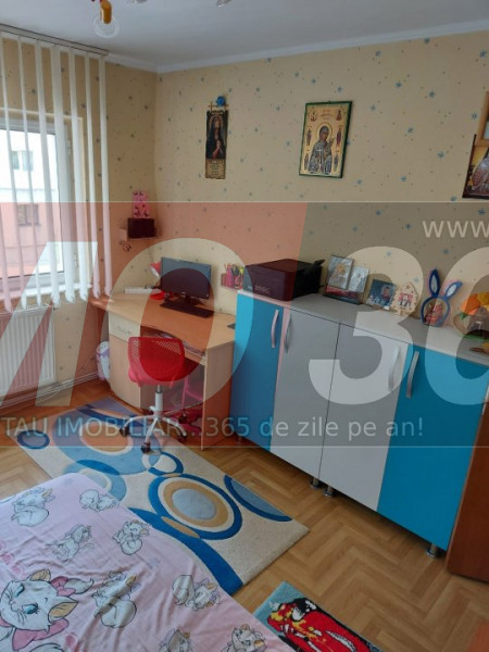 Apartament 3 Camere Decomandat Renovat Gavana 3 etaj 1