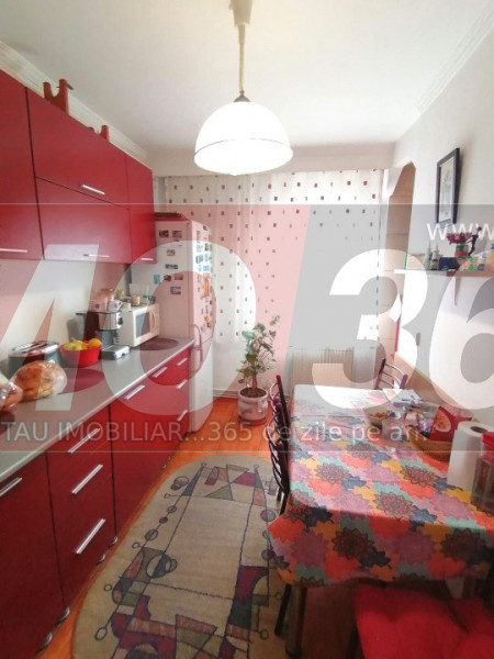 Ap.3 cam Tudor Et.3 (2 bai) bloc 1988 mobilat centrala termopan 68mp st
