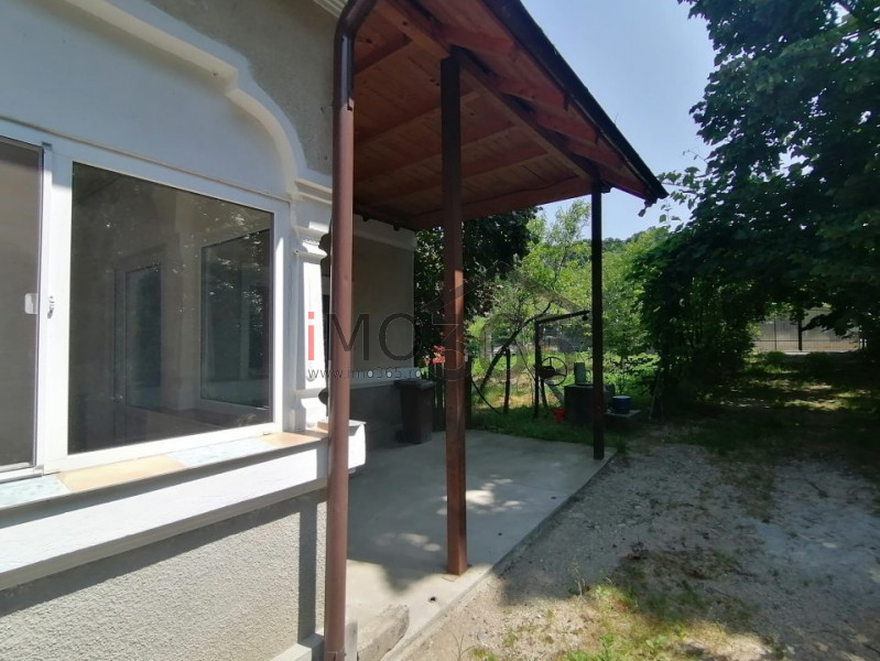 Casa si teren 4200mp Draganu – stradal – langa Primarie