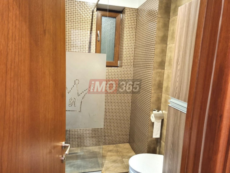 Ap.3 camere decomandat Gavana platou et.1 bloc 2017