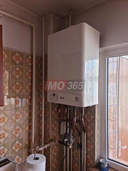 Ap.3 cam Gavana 3 stradal Et.1 bloc 1985 mobilat utilat