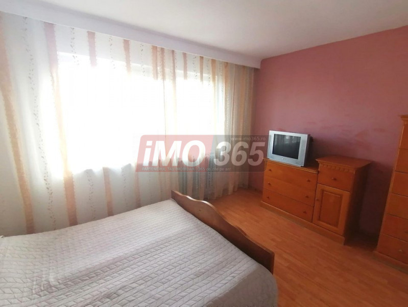 Ap.2 camere Et.3 Exercitiu 54mp st