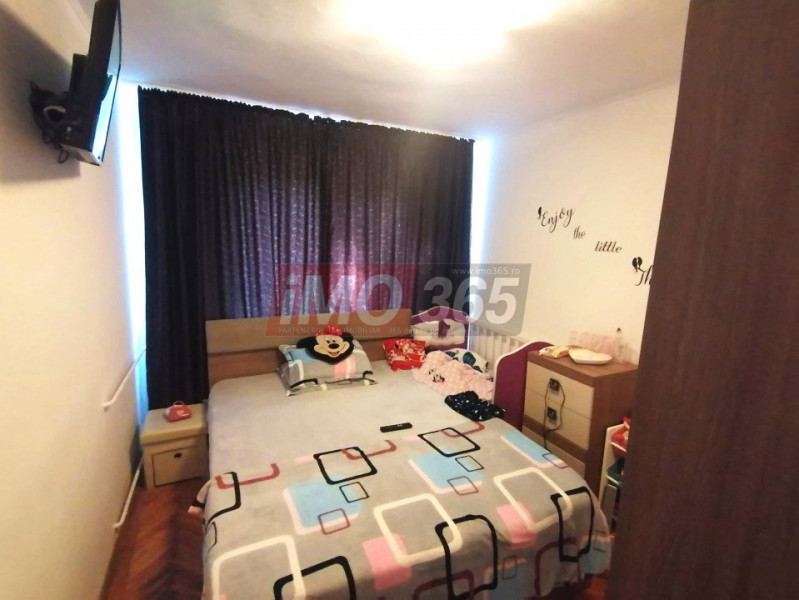 Ap.2 cam SD Et.2 mobilat Trivale Complex 3