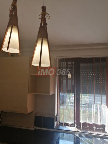 Ap.2 camere parter Teilor-renovat-mobilat bucatarie