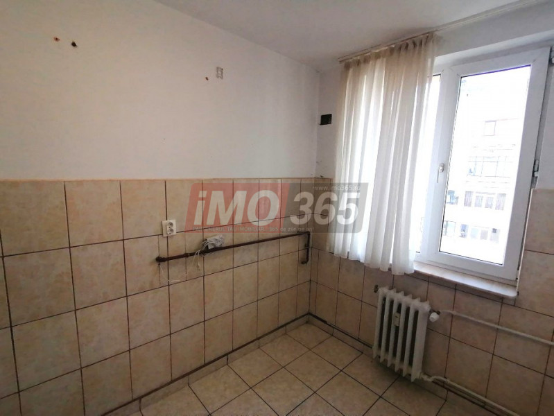 Ap.2 camere 54mp termopan - balcon - baie cu geam