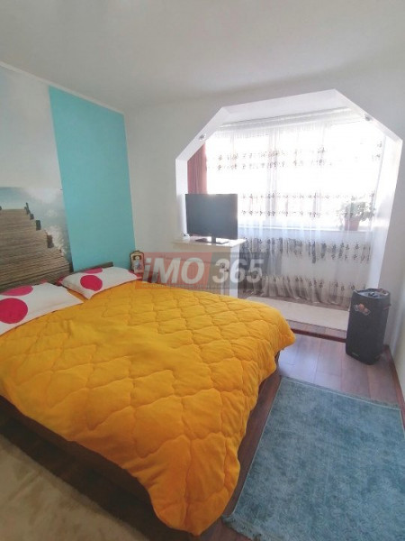 Ap.3 camere parter Trivale (aproape de piata scoala)