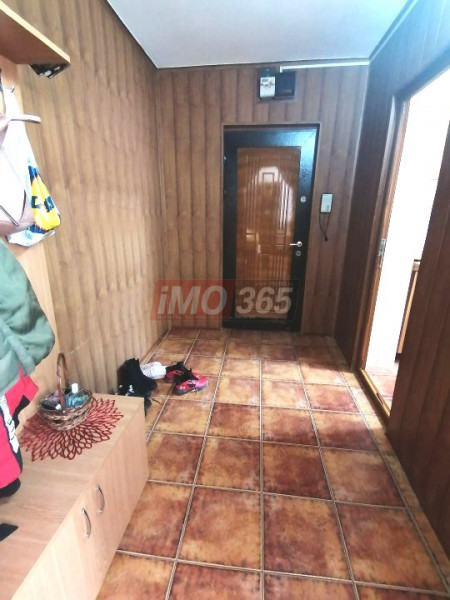 Ap.3 camere parter Trivale (aproape de piata scoala)