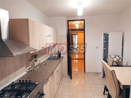Ap.3 camere 2 bai ST 88mp bloc 1990 renovat 