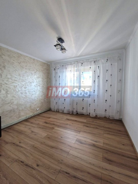 Ap.3 camere 2 bai ST 88mp bloc 1990 renovat 