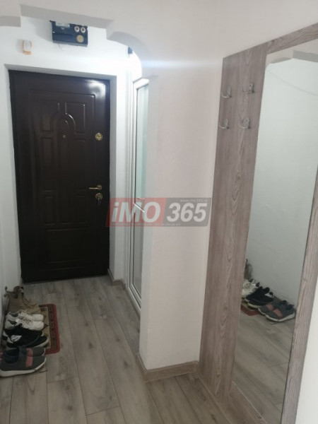 Ap.3 camere 2 bai renovat centrala terompan