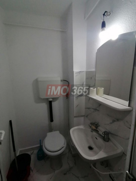 Ap.3 camere 2 bai renovat centrala terompan