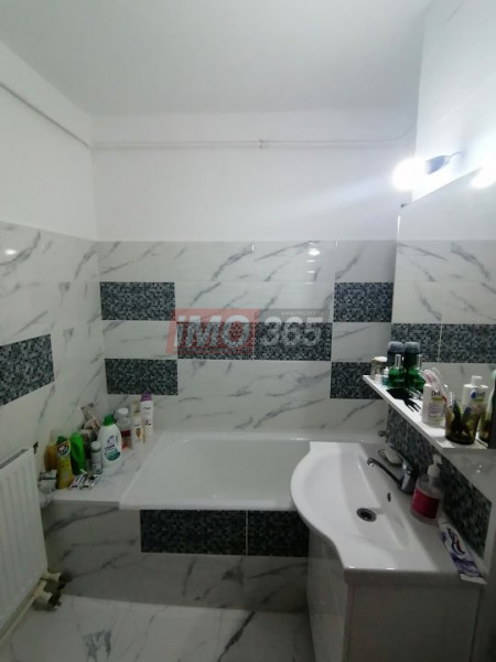 Ap.3 camere 2 bai renovat centrala terompan