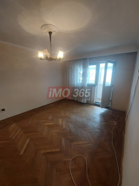 Ap.4 cam et.1 Brâncoveanu 2 bai centrala boxa parcare