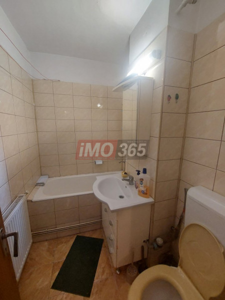 Ap.4 cam et.1 Brâncoveanu 2 bai centrala boxa parcare