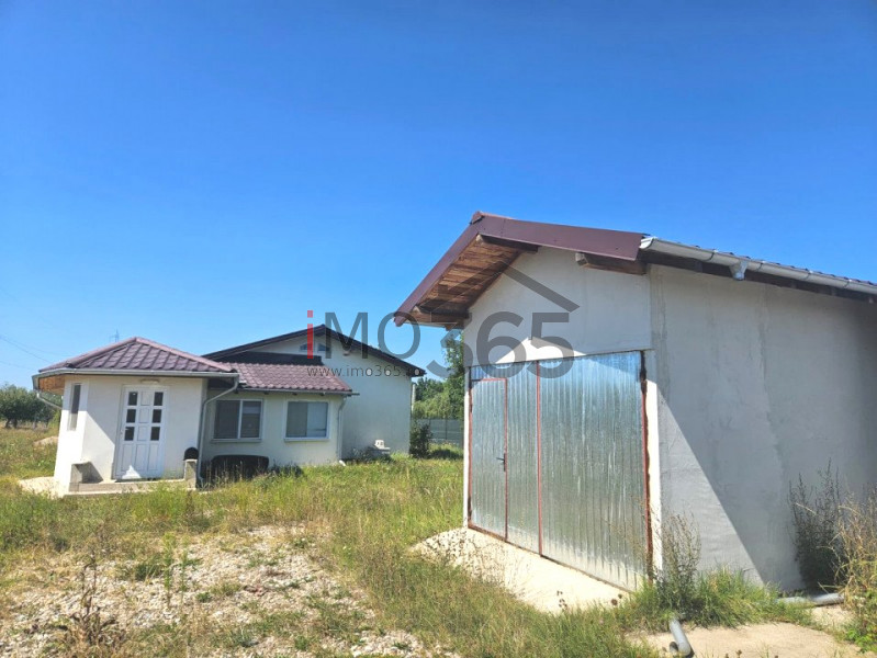 Casa la 10km de Pitesti cu 1353mp teren (zona Lupueni-Slatioarele-Babana)