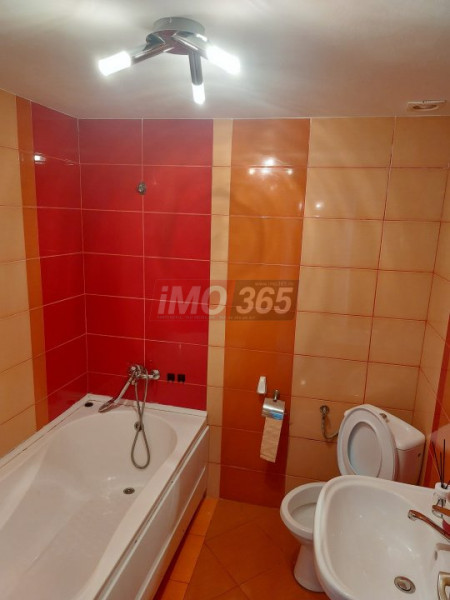 Ap.3 camere mobilat/utilat si curte proprie de 90mp