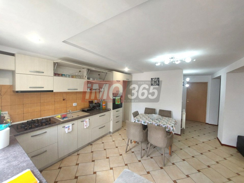 Ap.3 camere mobilat/utilat si curte proprie de 90mp