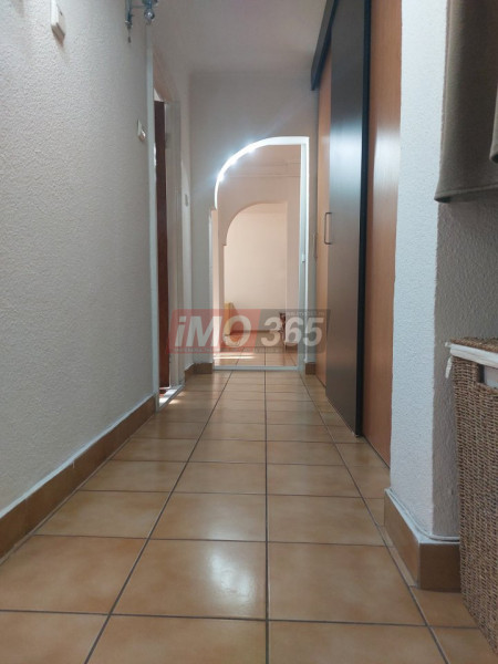 Ap.3 camere etaj intermediar mobilat și utilat