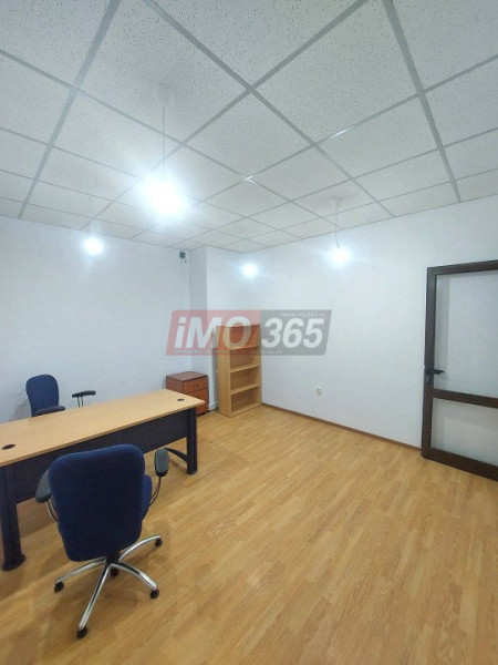 Birou/spatiu de închiriat Craiovei lângă Școala 11 - utilitati incluse
