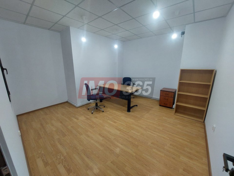 Birou/spatiu de închiriat Craiovei lângă Școala 11 - utilitati incluse