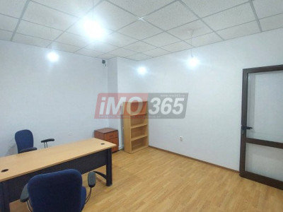 Birou/spatiu de închiriat Craiovei lângă Școala 11 - utilitati incluse