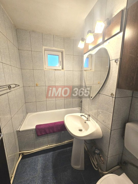 Ap.3 cam SD Trivale mobilat utilat la 150m de Scoala 13