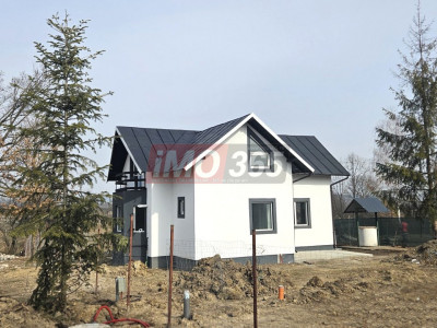 Casa Bascov P+M - 356 mp teren - recent renovata - toate utilitatile