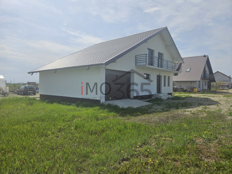 Casa noua 160mp Bradu cu 1000 mp teren