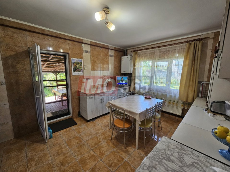 Casa S+P+M Calea Campulung cu 1000mp teren 