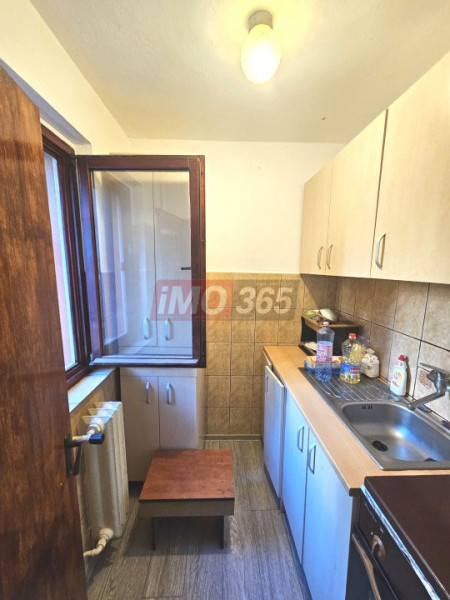 Ap.2 cam SD Et.1 Trivale langa Scoala 13