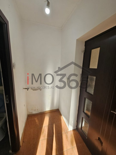 Ap.2 camere Craiovei parter Stradal pretabil spatiu