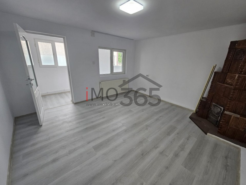 Casa Parter Izvorani Stefanesti, la nici 500m de DN7