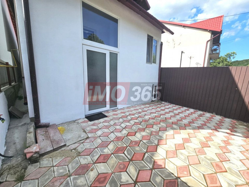 Casa Parter Izvorani Stefanesti, la nici 500m de DN7