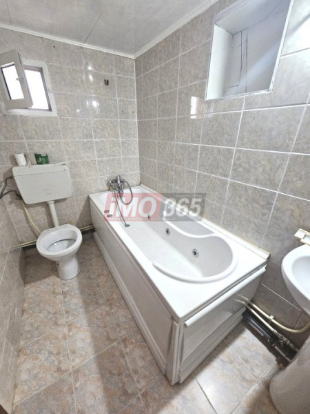Casa Parter Izvorani Stefanesti, la nici 500m de DN7