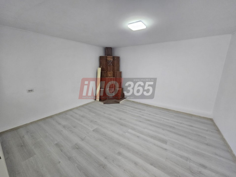 Casa Parter Izvorani Stefanesti, la nici 500m de DN7