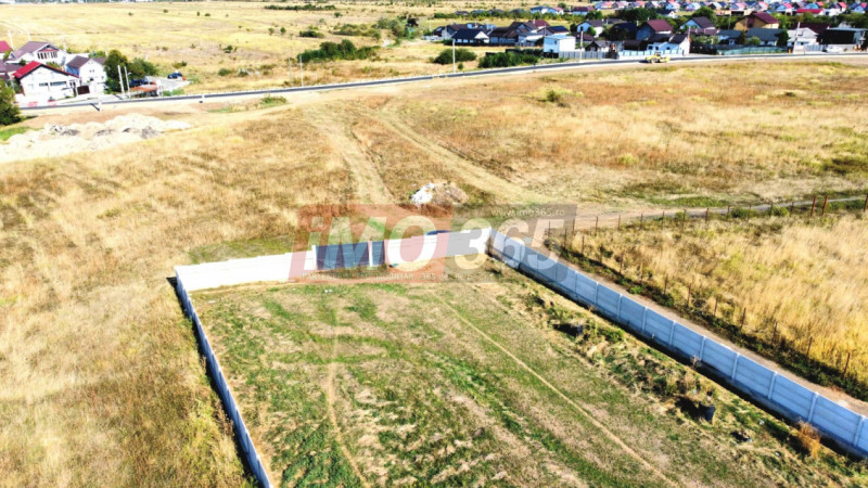 Teren intravilan Bradu 1000mp 25m deschidere