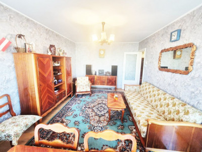 Ap.3 Camere Et.3 Exercitiu langa Scoala 2 stradal