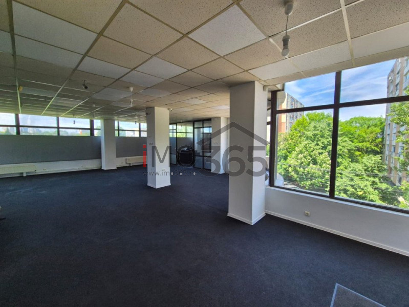 Spatiu comercial/birouri Craiovei Scoala 11 