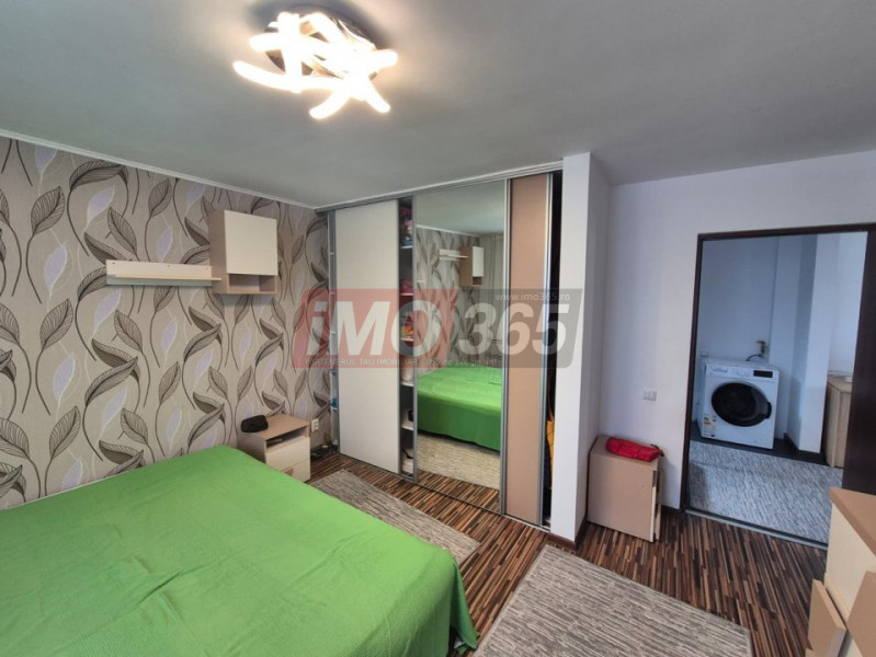 Casa 140 mp cu 4 dormitoare teren 610 mp Calinesti (la 3km de Topoloveni)