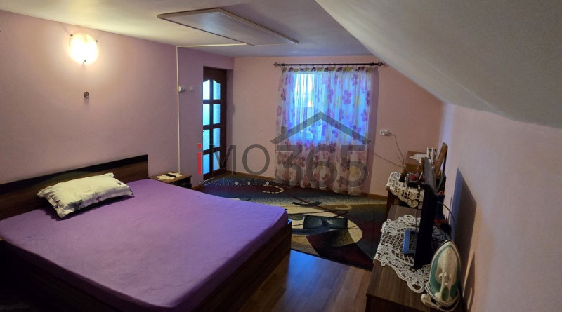 Casa 3 camere Comuna Rociu