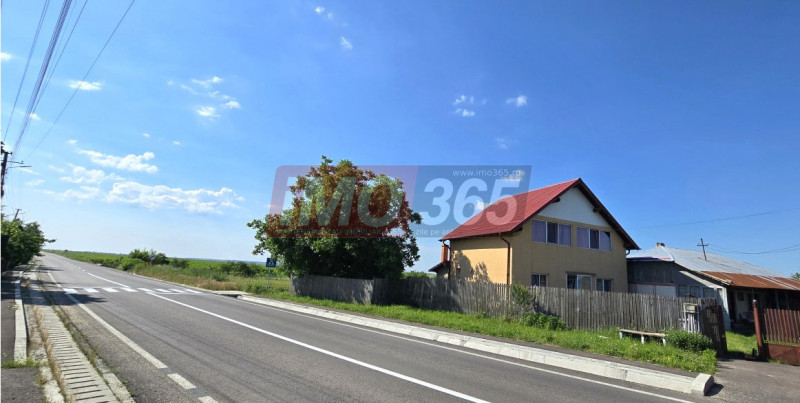 Casă P+M cu teren 6104mp Rociu, an constructie 2012