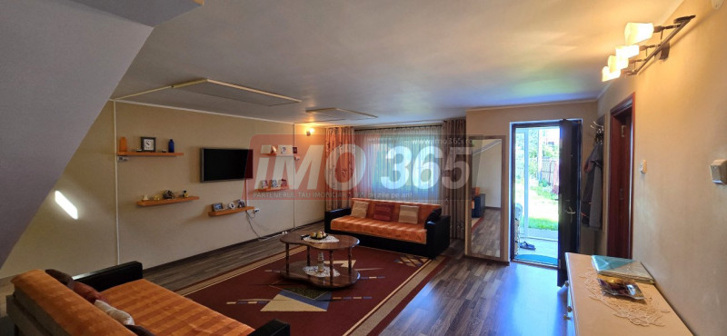 Casă P+M cu teren 6104mp Rociu, an constructie 2012