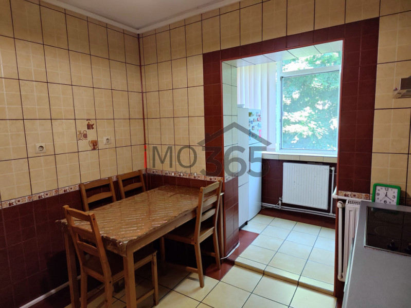 Ap.3cam. mobilat-utilat,2 bai, Et.1,Bloc 1985,Popa Sapca