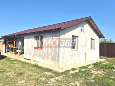 Casă in Bradu cu teren 1020mp, an constructie 2025