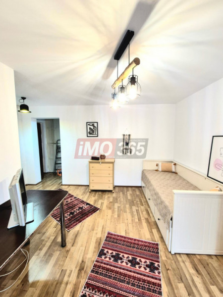 Garsoniera spatioasa Gavana Et.2 (Str.Fratii Catina)