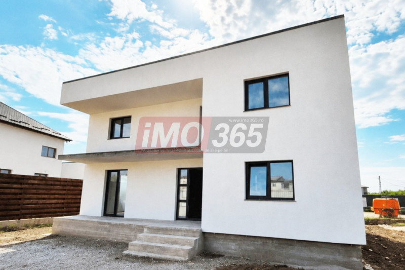 Casa P+1 cu 5 camere-3 bai - la 6km de Pitesti 